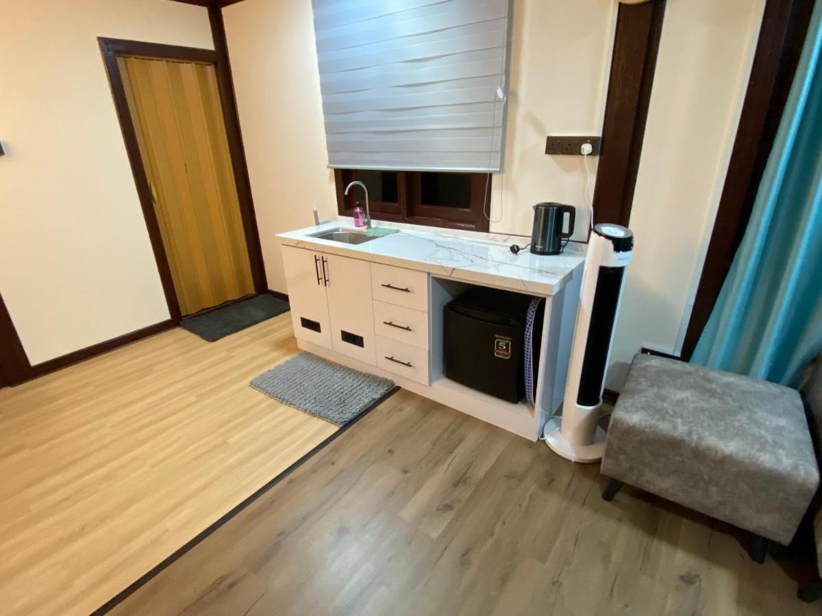 Tts Staycation Chalet Kampung Penarik Exteriör bild